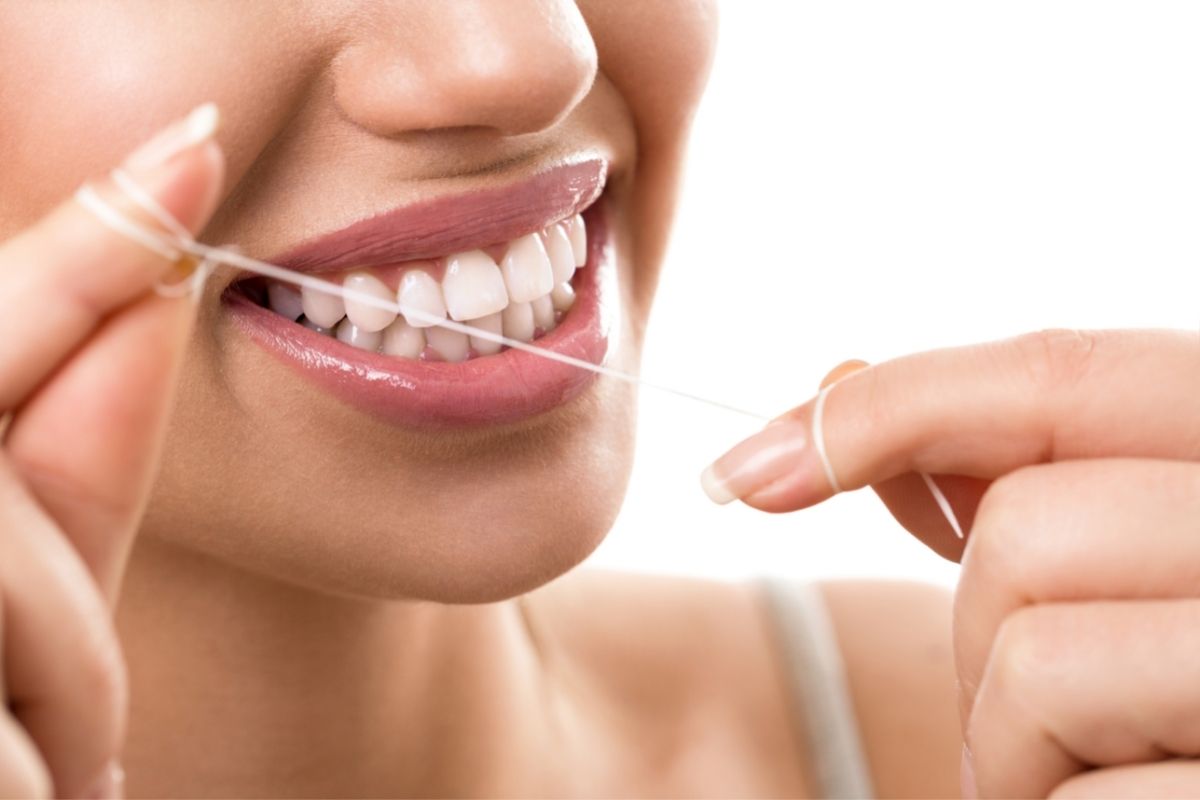 Lee más sobre el artículo 🦷 ¿Que es la biopelícula dental?